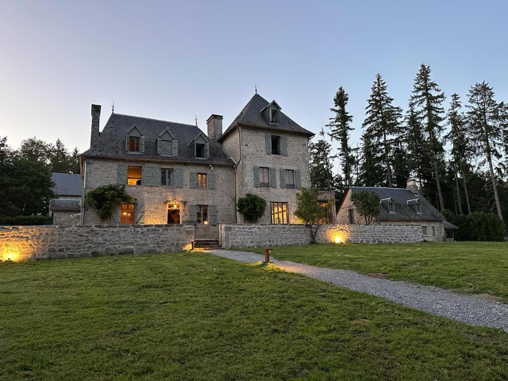 Le Manoir Du Rigouneix, 5 Minutes A89, Nature, Calme, Sauna Saint-Angel (Correze) Exterior foto
